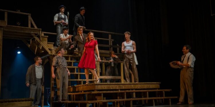 «Les Plouffe» brûlent les planches !