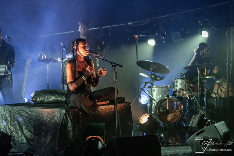 Dominique Fils-Aimé nous fait voyager avec son concert Roots