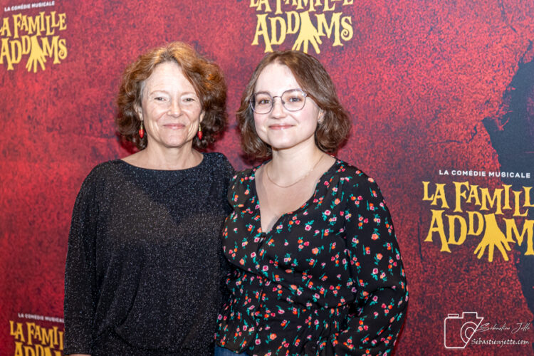 La comédie musicale «La famille Addams»: un spectacle grandiose avec des talents exceptionnels