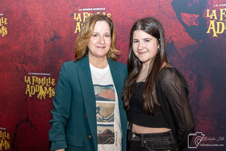 La comédie musicale «La famille Addams»: un spectacle grandiose avec des talents exceptionnels