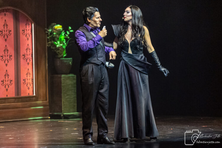 La comédie musicale «La famille Addams»: un spectacle grandiose avec des talents exceptionnels