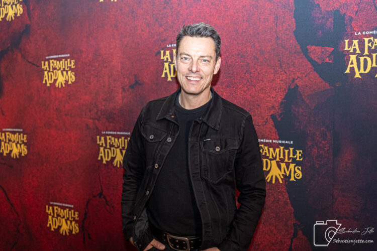 La comédie musicale «La famille Addams»: un spectacle grandiose avec des talents exceptionnels