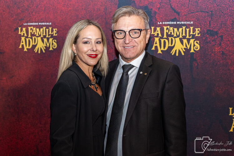 La comédie musicale «La famille Addams»: un spectacle grandiose avec des talents exceptionnels