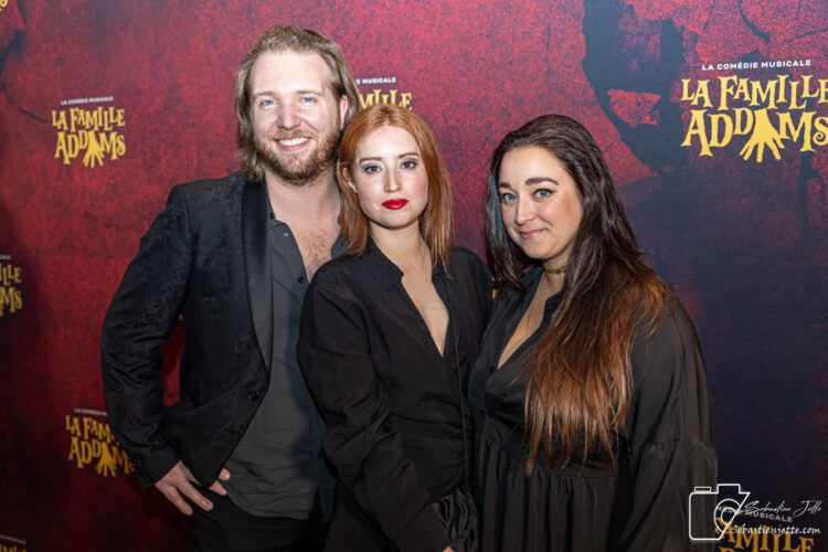 La comédie musicale «La famille Addams»: un spectacle grandiose avec des talents exceptionnels