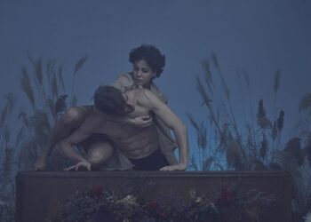 « Past Rooms » : Une performance de danse captivante par Andrew Skeels