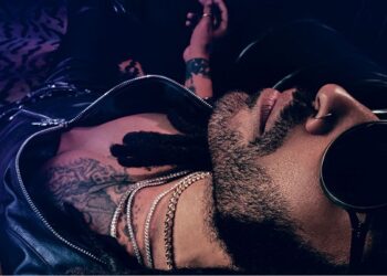 [ Vidéoclip ] Découvrez le nouvel album sensuel et envoûtant de Lenny Kravitz, « Blue Electric Light »
