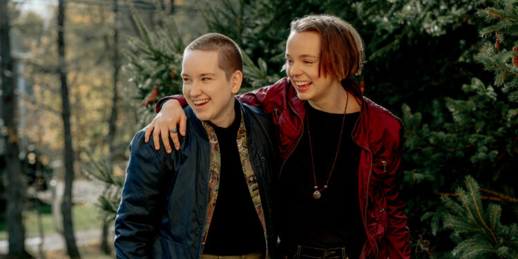 Le festival film LGBT2SQ+ : une célébration de la diversité des formes cinématographiques et de l’ascension du groupe VENUS ENVY