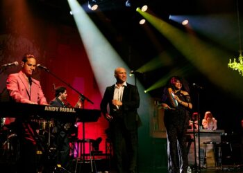 Un spectacle envoûtant : Les Nuits de la Havane au Cabaret du Casino de Montréal