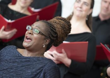 Entrevue – La soprano Marie-Josée Lord : voix sublime au concert de Noël incontournable à la Place des Arts