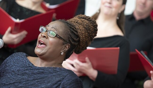 Entrevue – La soprano Marie-Josée Lord : voix sublime au concert de Noël incontournable à la Place des Arts