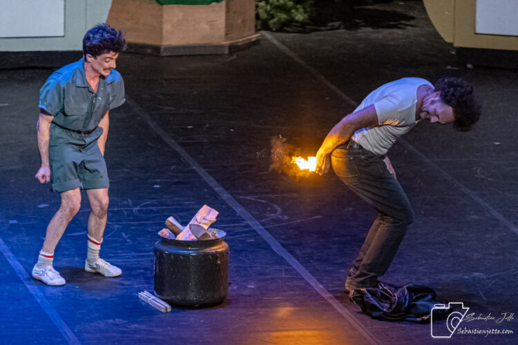 Découvrez les photos de Camping, le spectacle du temps des Fêtes!