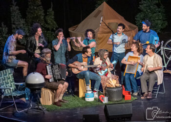 Découvrez les photos de Camping, le spectacle du temps des Fêtes!