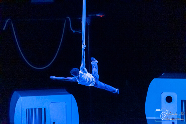 Découvrez les photos de Camping, le spectacle du temps des Fêtes!