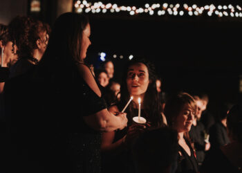 Les chanteurs du Lyric Theatre de retour pour le traditionnel concert de «Noël aux chandelles»