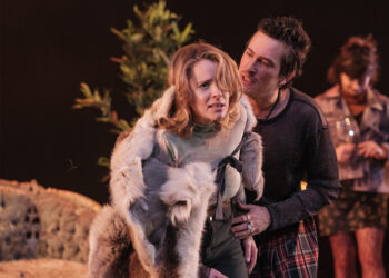 Whitehorse : Une plongée absurde et hilarante dans l’univers du cinéma québécois