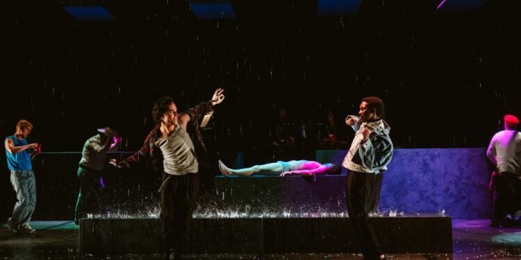 «N’essuie jamais de larmes sans gants» : une pièce monumentale !