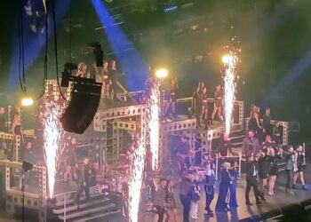 «Et c’est pas fini» au Centre Bell : des retrouvailles électrisantes !