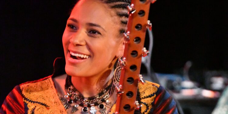 La majestueuse Sona Jobarteh à Montréal