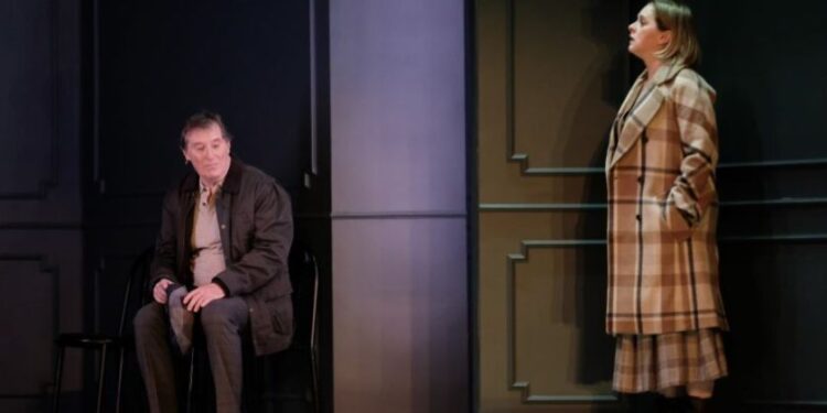 «Le Père», au TNM : un rendez-vous manqué