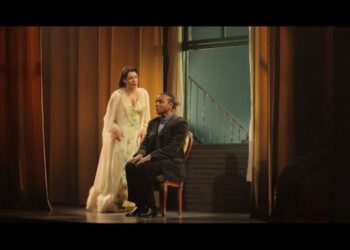 «La ménagerie de verre» au Théâtre Denise-Pelletier: portrait saisissant d’une mère toxique