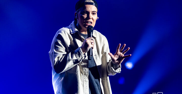 Bruno’z en Fête : Roxane Bruneau brille de ses mille feux sur scène