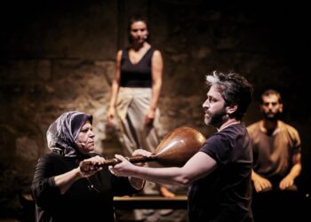 Du temps où ma mère racontait : Une ode poignante à la résilience et à l’amour maternel