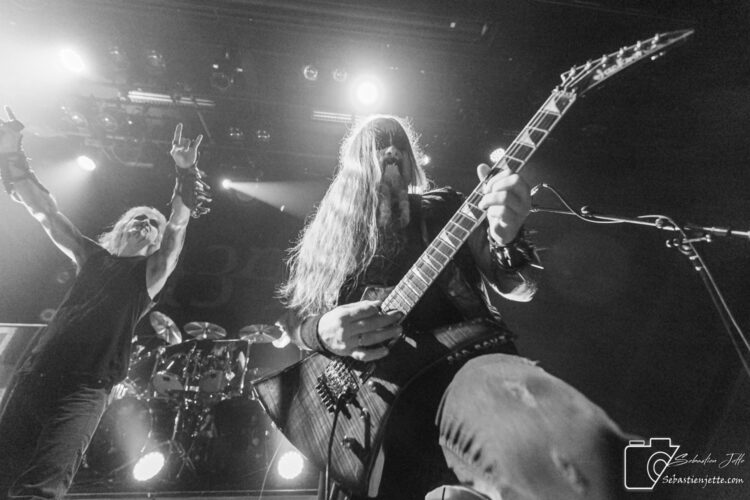 1349 enflamme Le Studio TD avec un spectacle de black métal intense