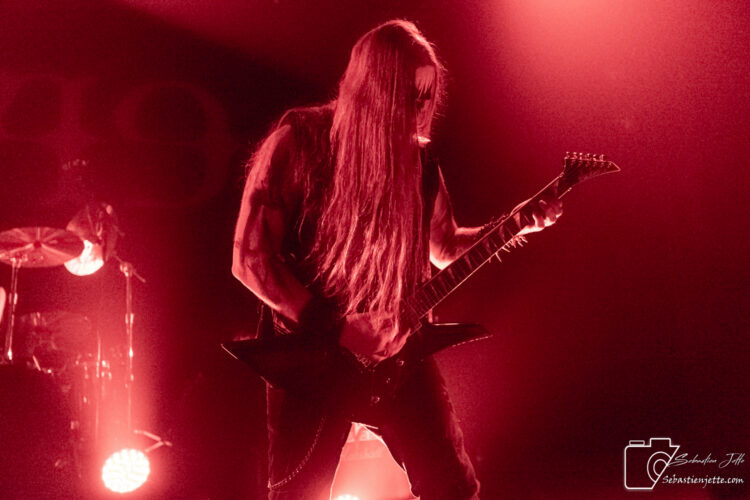 1349 enflamme Le Studio TD avec un spectacle de black métal intense