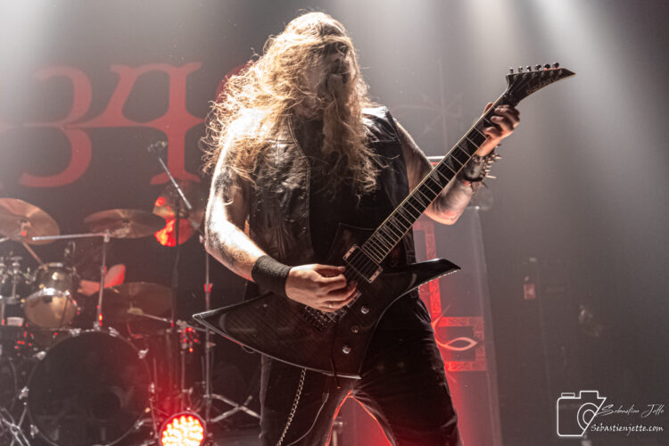 1349 enflamme Le Studio TD avec un spectacle de black métal intense