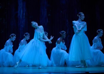 Giselle : Un chef-d’œuvre du ballet romantique revisité par les Grands Ballets Canadiens