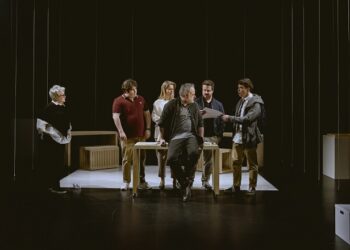 Le garçon de la dernière rangée au Théâtre de la Licorne : La simultanéité de multiples sens