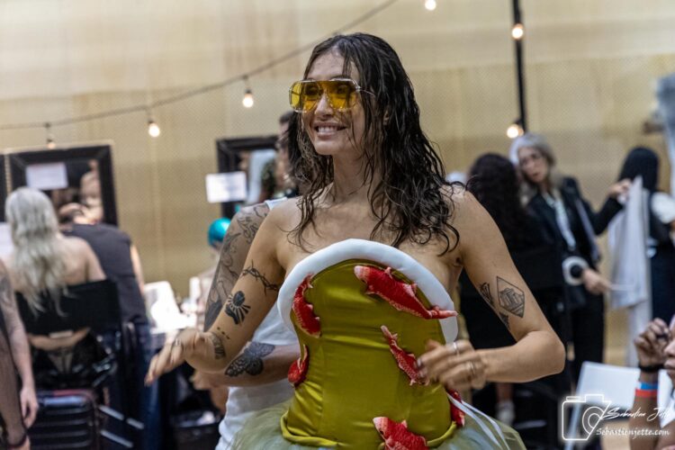 Défilé anniversaire : 65 ans marqués par la mode