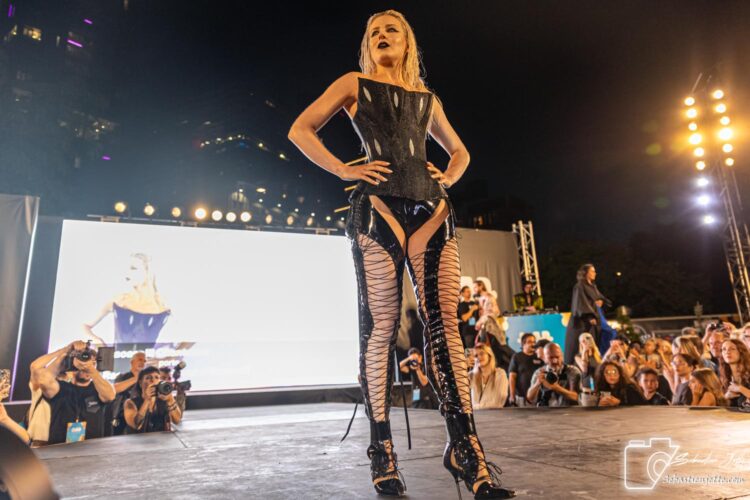 Défilé anniversaire : 65 ans marqués par la mode