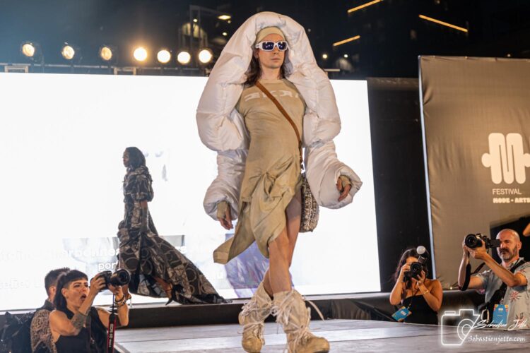 Défilé anniversaire : 65 ans marqués par la mode