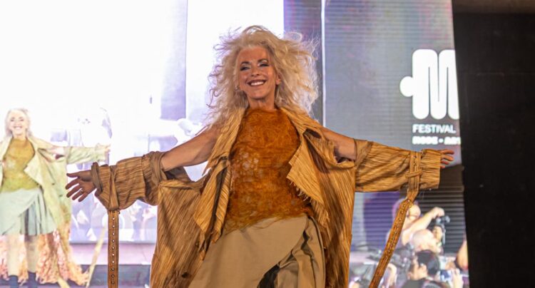 Défilé anniversaire : 65 ans marqués par la mode