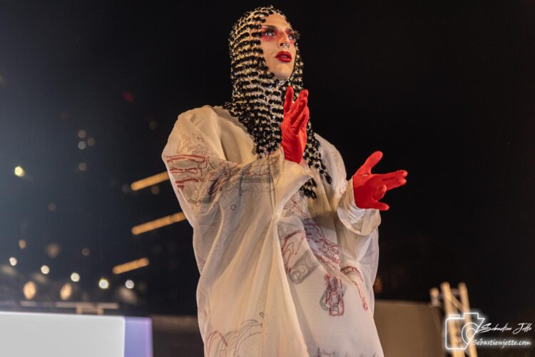 Défilé anniversaire : 65 ans marqués par la mode