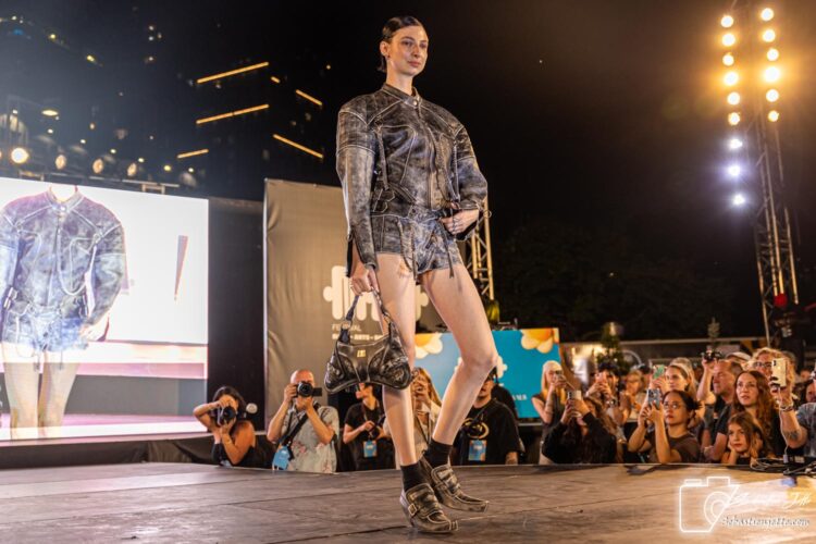 Défilé anniversaire : 65 ans marqués par la mode