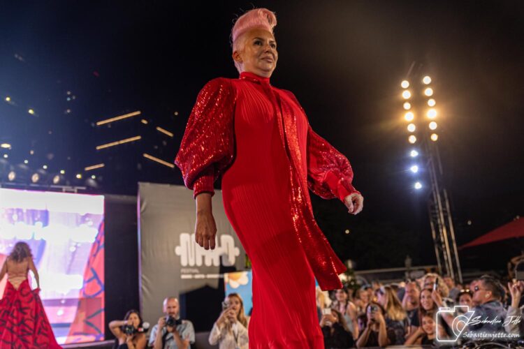 Défilé anniversaire : 65 ans marqués par la mode