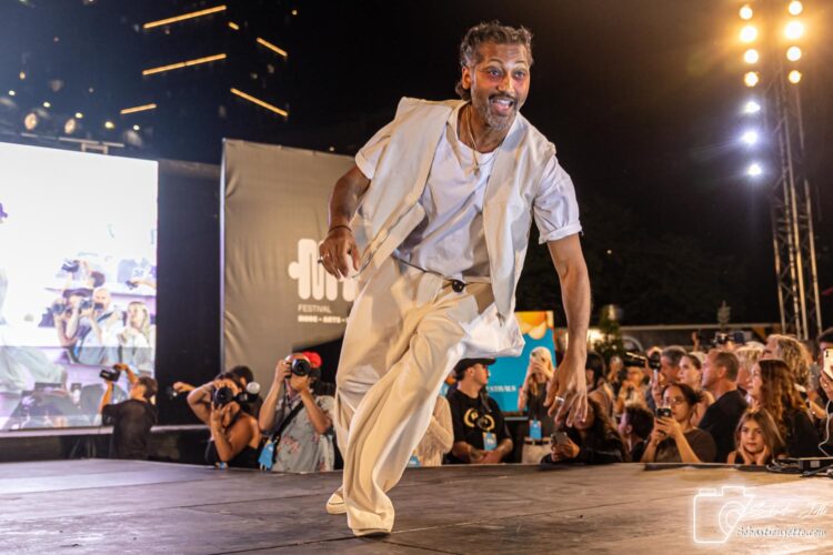 Défilé anniversaire : 65 ans marqués par la mode