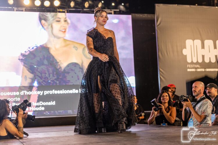 Défilé anniversaire : 65 ans marqués par la mode