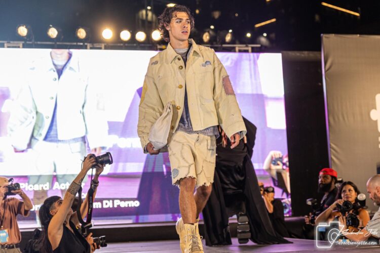 Défilé anniversaire : 65 ans marqués par la mode