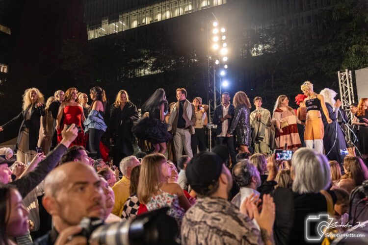 Défilé anniversaire : 65 ans marqués par la mode