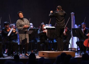 La mezzo-soprano Ema Nikolovska