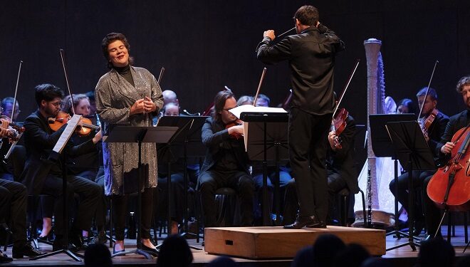 La mezzo-soprano Ema Nikolovska