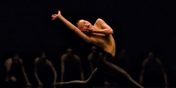 Une soirée vibrante avec Ballet BC au Théâtre Maisonneuve