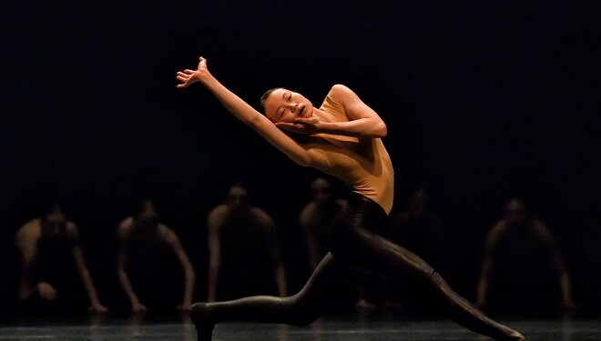 Une soirée vibrante avec Ballet BC au Théâtre Maisonneuve