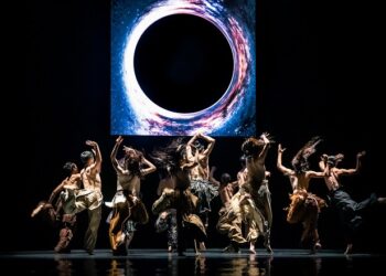 Cloud Gate de Taiwan : une épopée céleste qui vous transporte ! (photos)