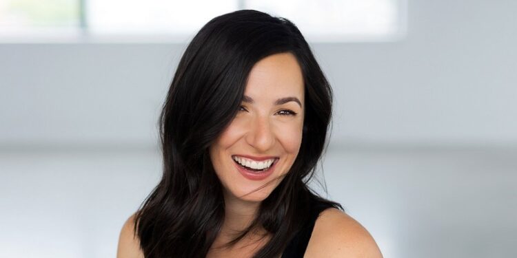 Retiens-moi, une histoire d’amour avec l’Abitibi par une plume riche et imagée