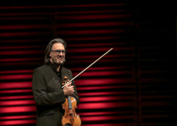 Le grand violoniste Leonidas Kavakos remporte un vif succès au Palais Montcalm