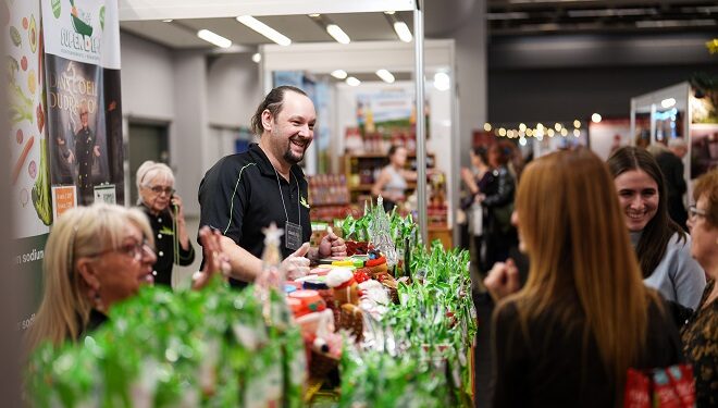Jusqu’au 22 décembre 2024, le Salon des Métiers d’arts au Palais des congrès de Montréal